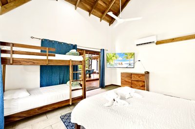 Seashell Escape bedroom at Johnny's Beach Bungalow, Playa Avellanas