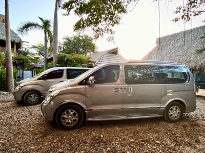 Airport transport van at Johnny's Beach Bungalow