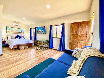 Seaside Sway House studio at Johnny's Beach Bungalow, Playa Avellanas